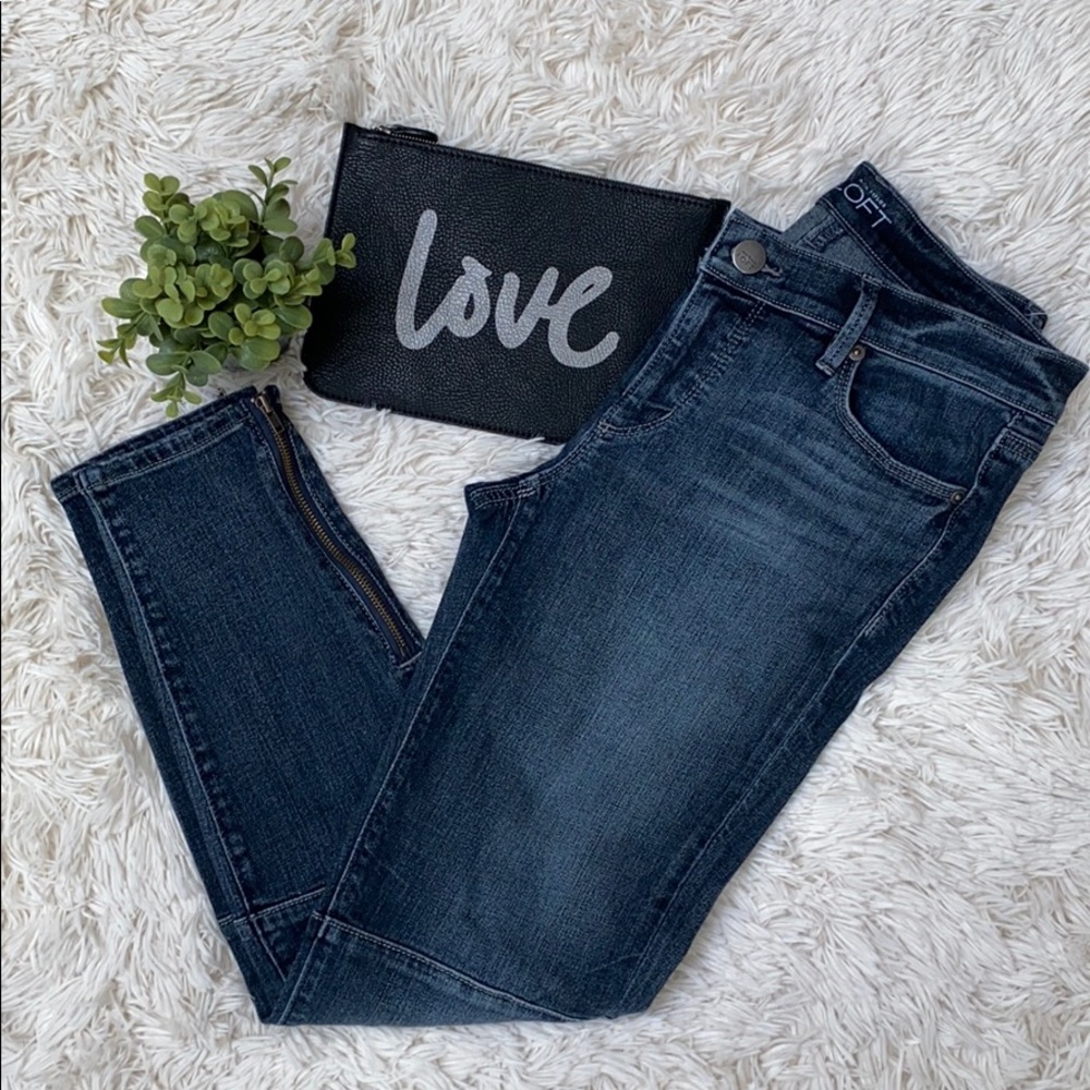 🎉HP🎉 Loft Modern Skinny Ankle Jeans 💗 Dark Wash